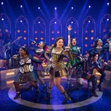 SIX National Tour to Return to The Fabulous Fox This Winter