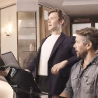 VIDEO: The Cast of SOUTH PACIFIC Sings a Medley at The Ivy