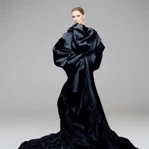 Celine Dion Adds Six Additional Dates to Paris Engagement