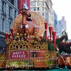 How to Watch the 2023 Macy's Thanksgiving Day Parade - Your Complete Guide!