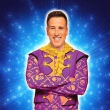 Anton Du Beke Will Star in New Victoria Theatre Woking Pantomime PETER PAN