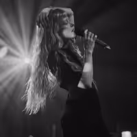 Alice Phoebe Lou Announces US Tour Dates