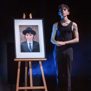 Review: FAYGELE, Marylebone Theatre