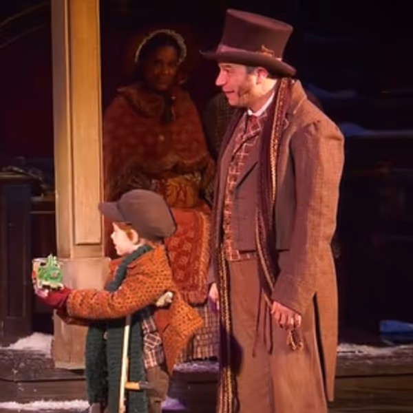Video: A MUSICAL CHRISTMAS CAROL at Pittsburgh CLO Photo