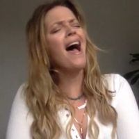 VIDEO: JAGGED LITTLE PILL Star Elizabeth Stanley Sings An Alanis Medley! Video