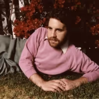 Ben Platt Releases Music Video for 'I Wanna Love You But I Don't'