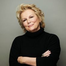 Jennifer Saunders, Rhea Norwood & More Join ONLY MURDERS IN THE BUILDING Season 6