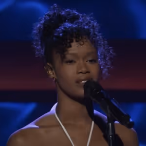 Video: Joy Woods and Ingrid Michaelson Talk THE NOTEBOOK: THE MUSICAL on THE KELLY…