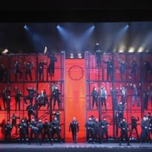 BWW Review: ANOTHER BRICK IN THE WALL is an Opera That's Forgotten its Rock and Roll