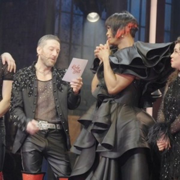 Video: Matt Cardle Honours KINKY BOOTS Co-Star Johannes Radebe During Curtain Call - Broadway Theater Video