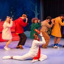 BWW Review: A CHARLIE BROWN CHRISTMAS Opens at the Coterie Theatre