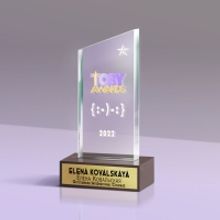 David Foster and Elena Kovalskaya Receive 2022 TOBY AWARDS