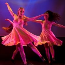 BWW Review: LAMTA Brings Iconic Images to Life in Dance Production PHOTOGRAPH