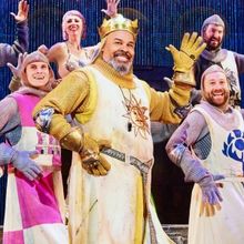 Wake Up With BWW 8/3: SPAMALOT to Return to Broadway, THE WIZ Casting, and More!
