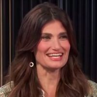 VIDEO: Idina Menzel Teases Return to Broadway on E! NEWS