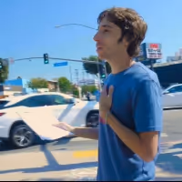 VIDEO: Watch the Trailer for BLOOMYWOOD, a New Comedy Web Series Video