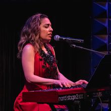 Rona Siddiqui Will Return to Hermitage Beach for Songwriting Program