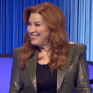 Lisa Ann Walter Wins CELEBRITY JEOPARDY!, Donates to Entertainment Community Fund