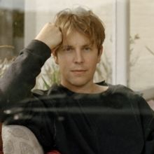 Tom Odell Releases New Single 'Best Day of My Life'