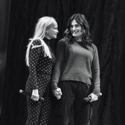 Video: Kristin Chenoweth Surprises Idina Menzel at REDWOOD