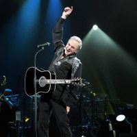 Toni Braxton, Billy Ray Cyrus and More to Honor Neil Diamond at 24th Annual Power of Love Gala
