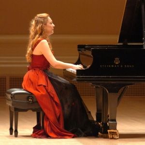 Classical Pianist Katya Grineva to Celebrate The Holidays At Carnegie Hall