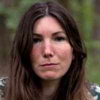 Anna Tivel Shares 'Outsiders' B-Side Single 'American Novella'