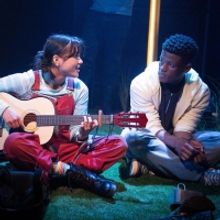 BWW Review: RAIN AND ZOE SAVE THE WORLD, Jermyn Street Theatre