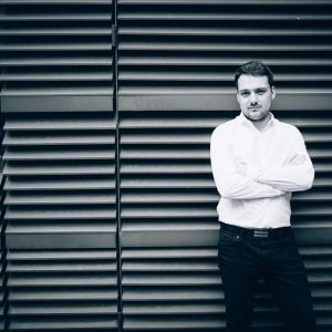 Daniel Parkinson Releasing New AN AMERICAN IN PARIS EP