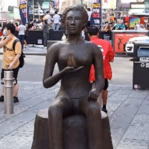 Lorraine Hansberry Sculpture To Be Permanently Installed At Chicago's Navy Pier