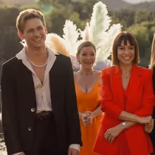 TODOS LOS LADOS DE LA CAMA llega a Netflix el próximo 24 de abril