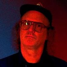 Cult Psych-Punk Hero Dez Dare Launches 2024 With Stomping New Single