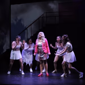 Review: LEGALLY BLONDE:THE MUSICAL at Shea’s 710 Theatre