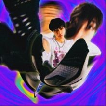 VIDEO: Warren Hue Releases Video for 'W (With Yvngxchris)'