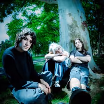 DEUX VISAGES to Tour with SWEET PILL, THE LINDA LINDAS Aug-Oct