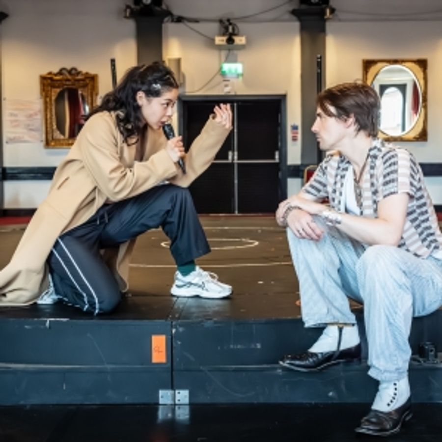 Wake Up With BroadwayWorld September 3, 2025- First Look at the New HADESTOWN Cast and More  Image