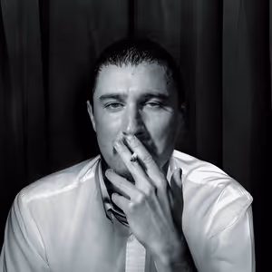 Review: TOM ROSENTHAL: WHATEVER PEOPLE SAY I AM, THAT’S WHAT I AM, Soho Theatre