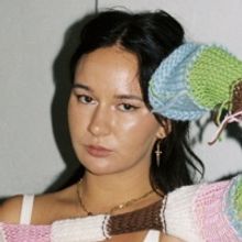 Mallrat Teams up With Azealia Banks for New Single 'Surprise Me'