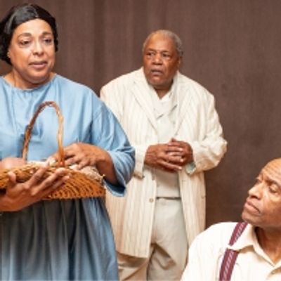 BWW Review: QUILTING THE SUN Shines at Theater For The New City