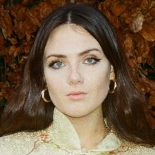 Dea Doyle Releases New Single 'One For Me'