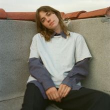 Phoebe Go Releases New Single 'Stupid' Ahead of Debut Record