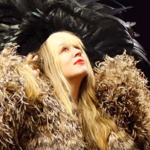 INGER LORRE Drops 'Death is a Horizon' From New Album 'Gloryland'