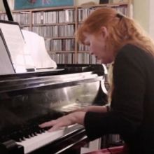 Arium TV's AT HOME WITH SARAH CAHILL Features Rare Works From Two Great Women Compose