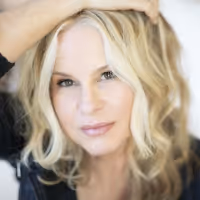 Vonda Shepard to Release 9th Album 'Red Light, Green Light'
