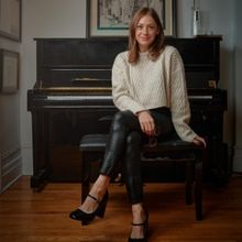 Betsey Perlmutter Appointed Vice President of Schirmer Theatrical