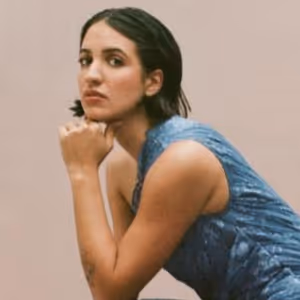 Victoria Canal Debuts EP 'Well Well'