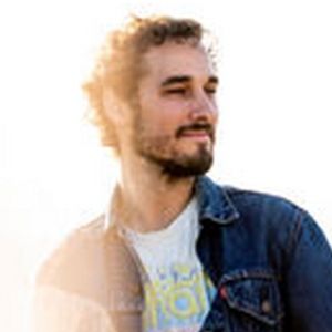 Chris Kage Experiences A Breakthrough On New Single 'Up From The Shadows'