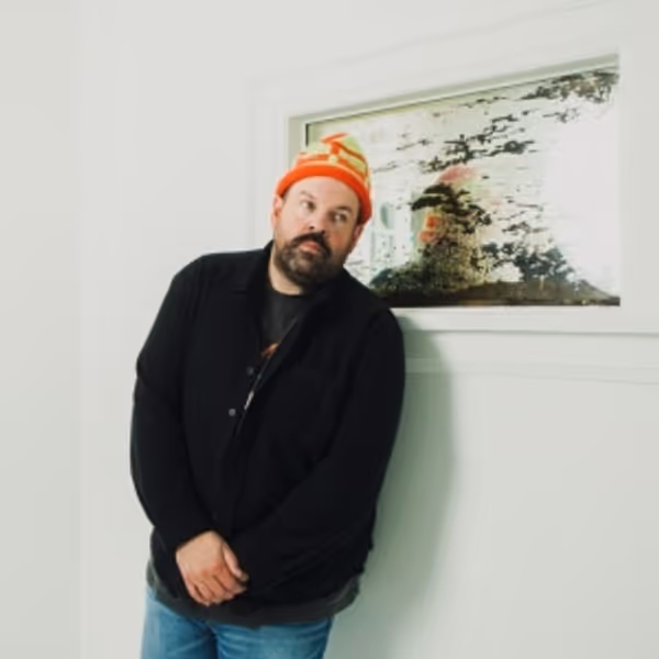 Donovan Woods Details Rescheduled 'Living Well' 2025 Tour Photo