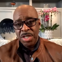 VIDEO: Courtney B. Vance Gushes Over Aretha Franklin on THE TONIGHT SHOW