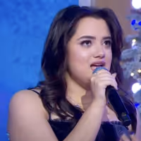 Video: High School Students Perform 'Let It Go' to Celebrate 10 Years of FROZEN Video